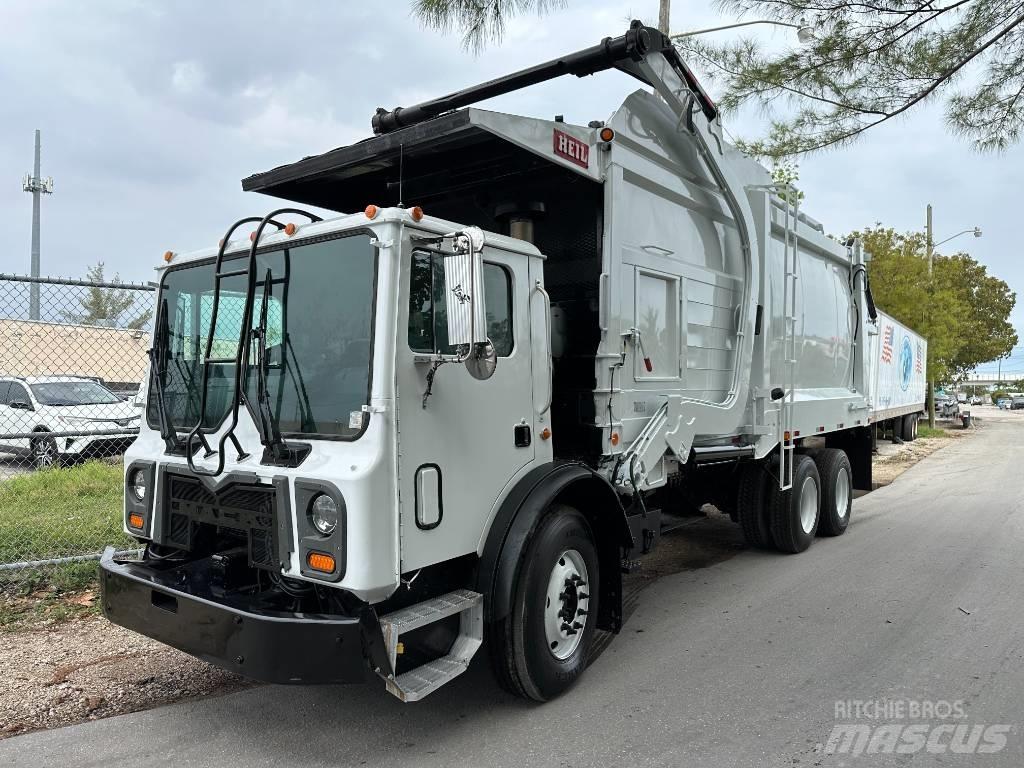 Mack MRU Camion dei rifiuti