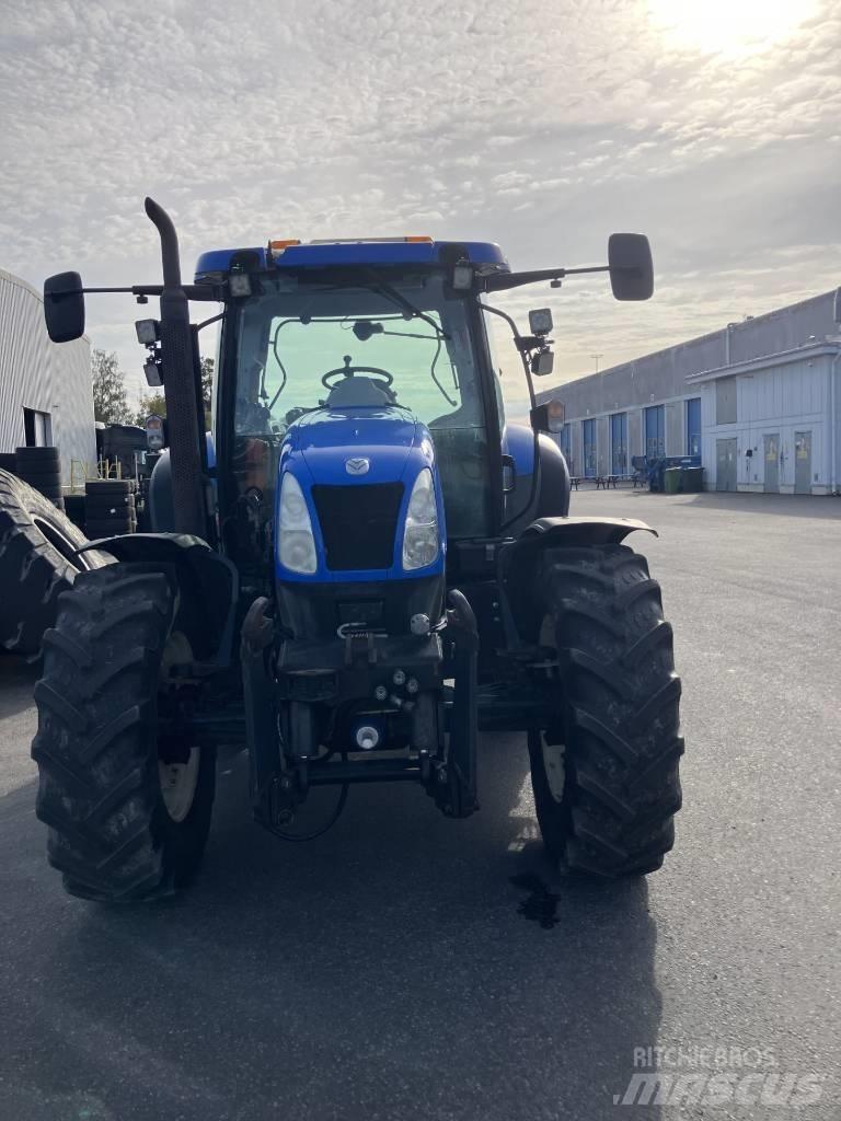 New Holland T 6020 Trattori