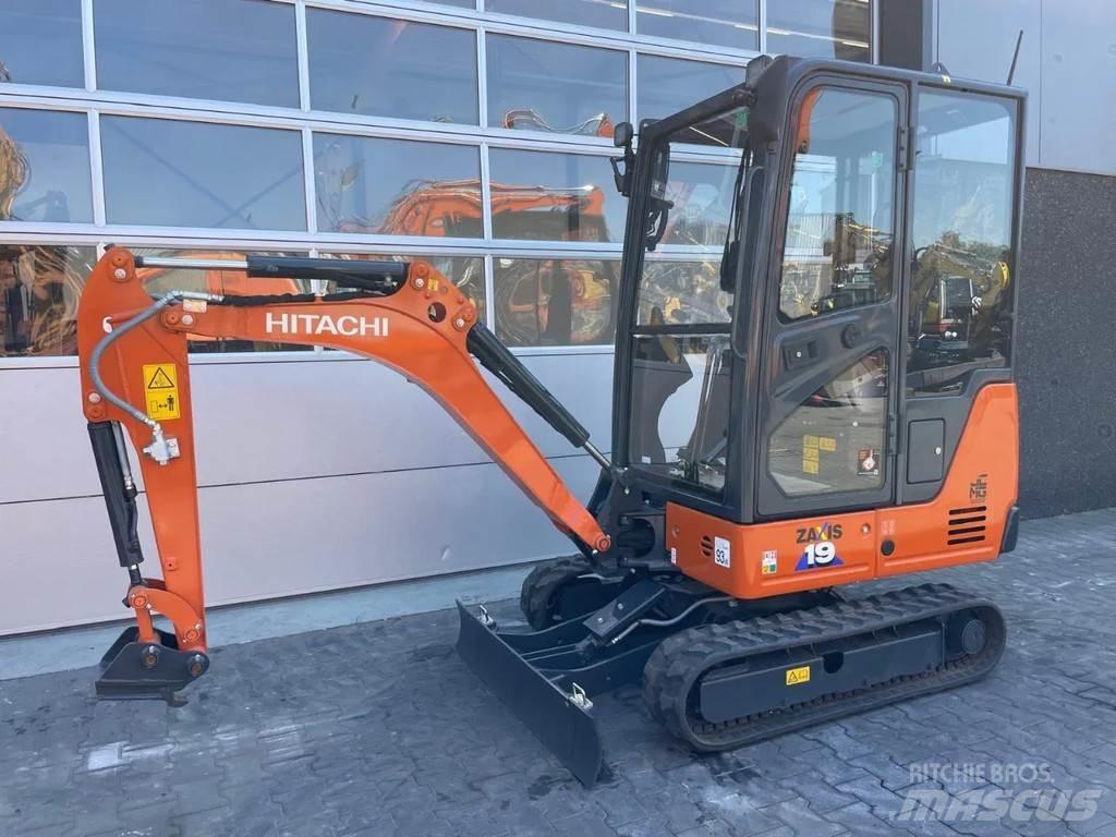 Hitachi ZX19-6 Miniescavatori