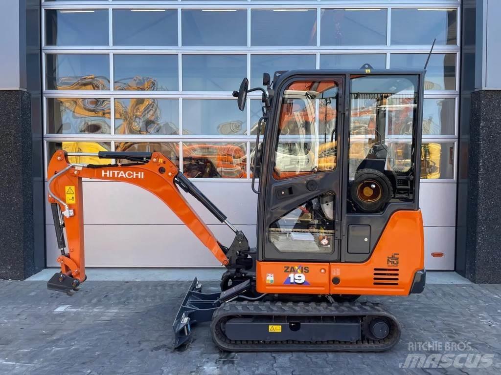 Hitachi ZX19-6 Miniescavatori
