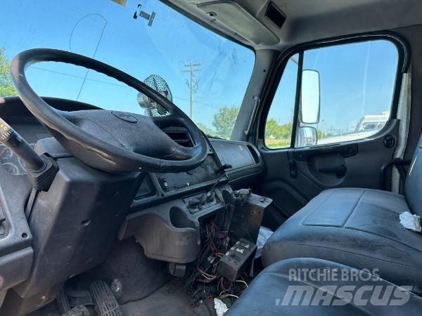 Freightliner M2 Camion dei rifiuti