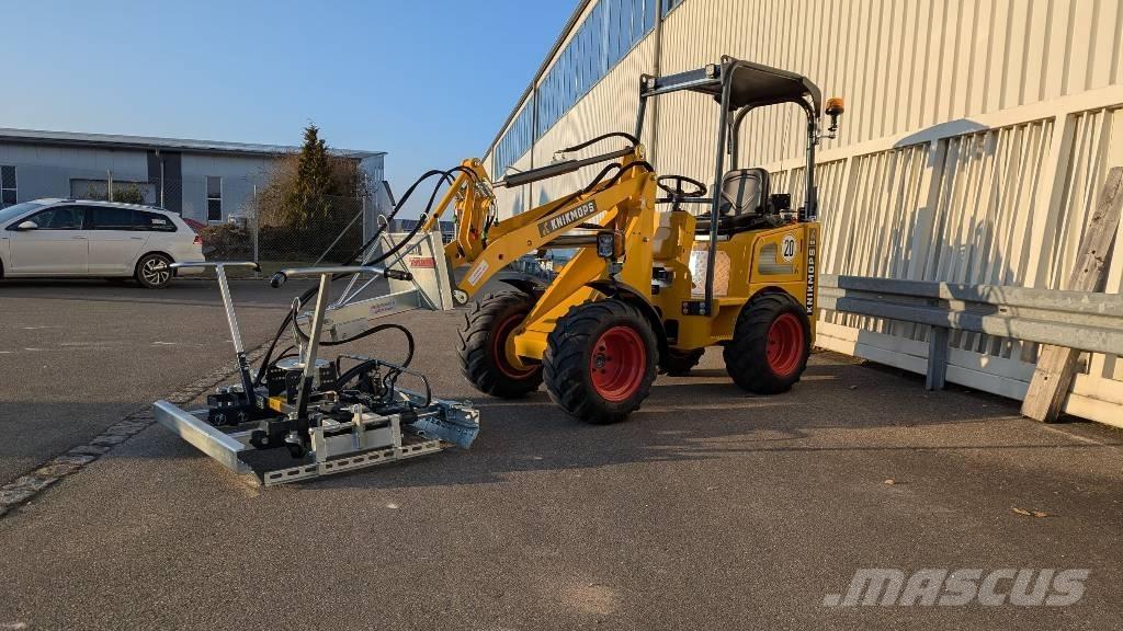 Knikmops KM130H Mini pale