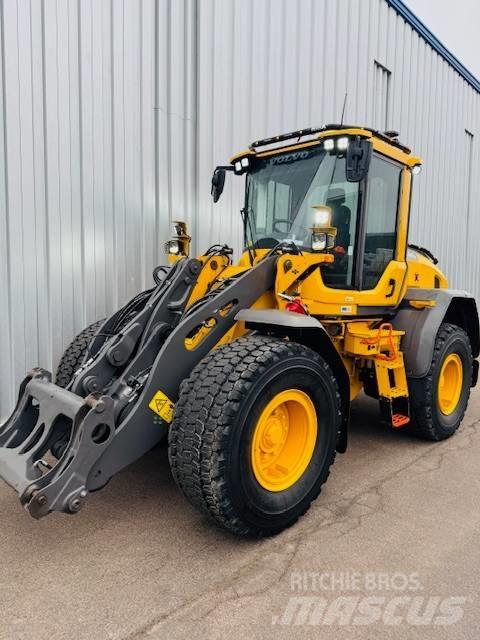 Volvo L 60 H Pale gommate