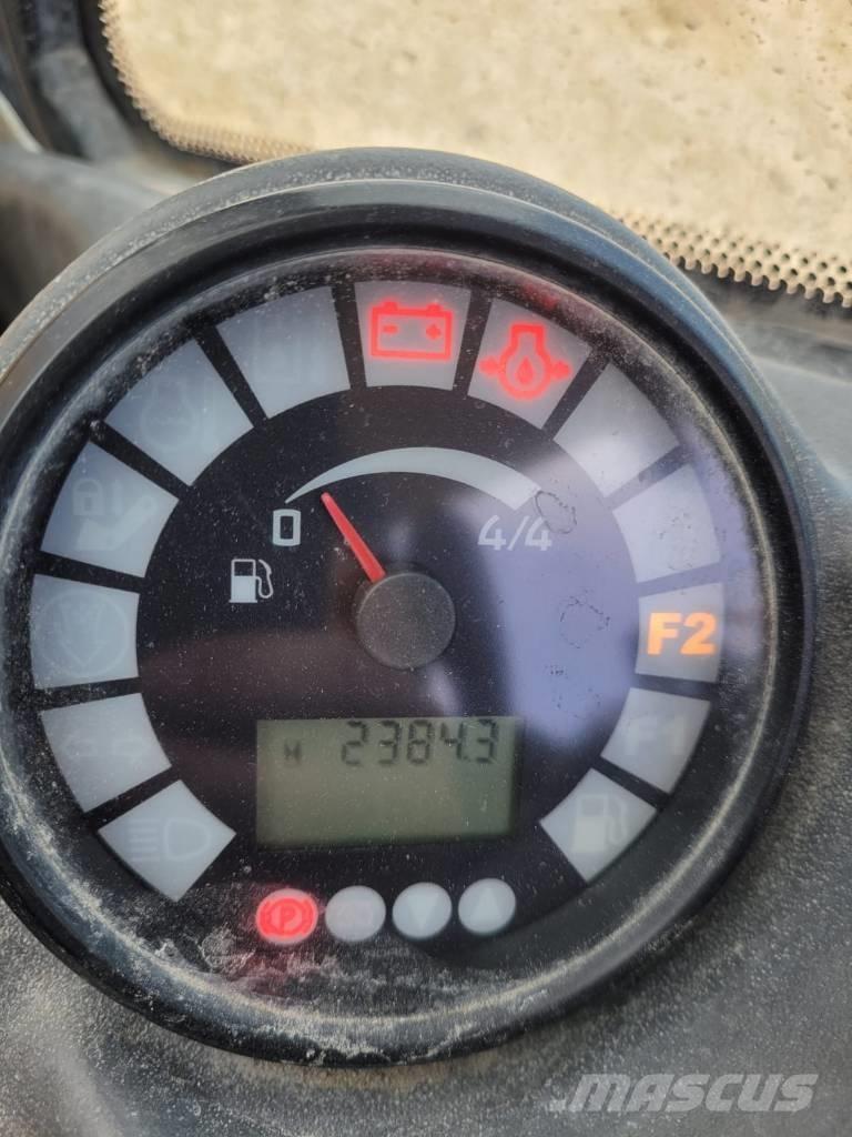 Liebherr L 506 Pale gommate