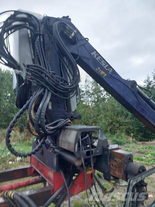 Kesla 2110 T Gru per legname