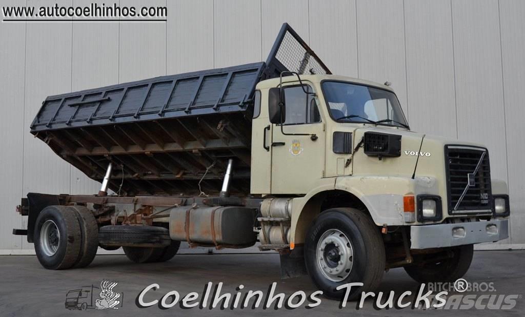Volvo N10 Camion ribaltabili