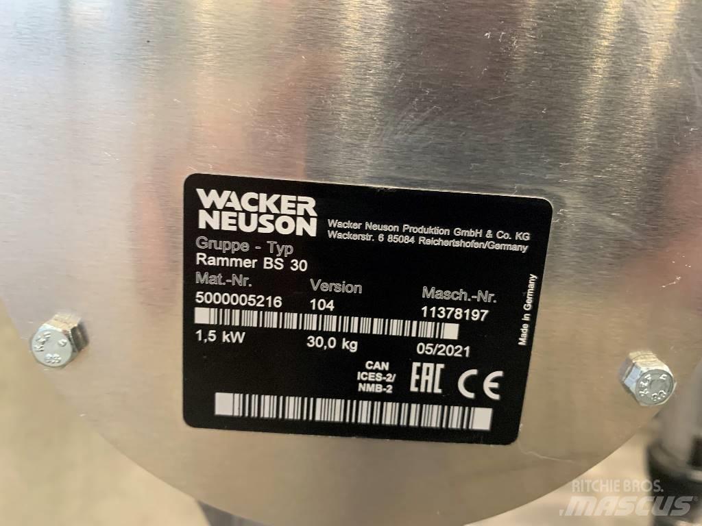 Wacker Neuson BS 30 Vibrocostipatore verticale