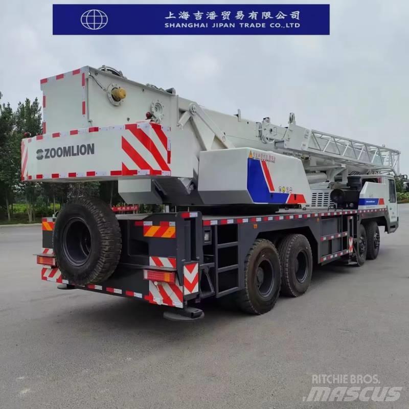 Zoomlion QY50V Gru per tutti i terreni