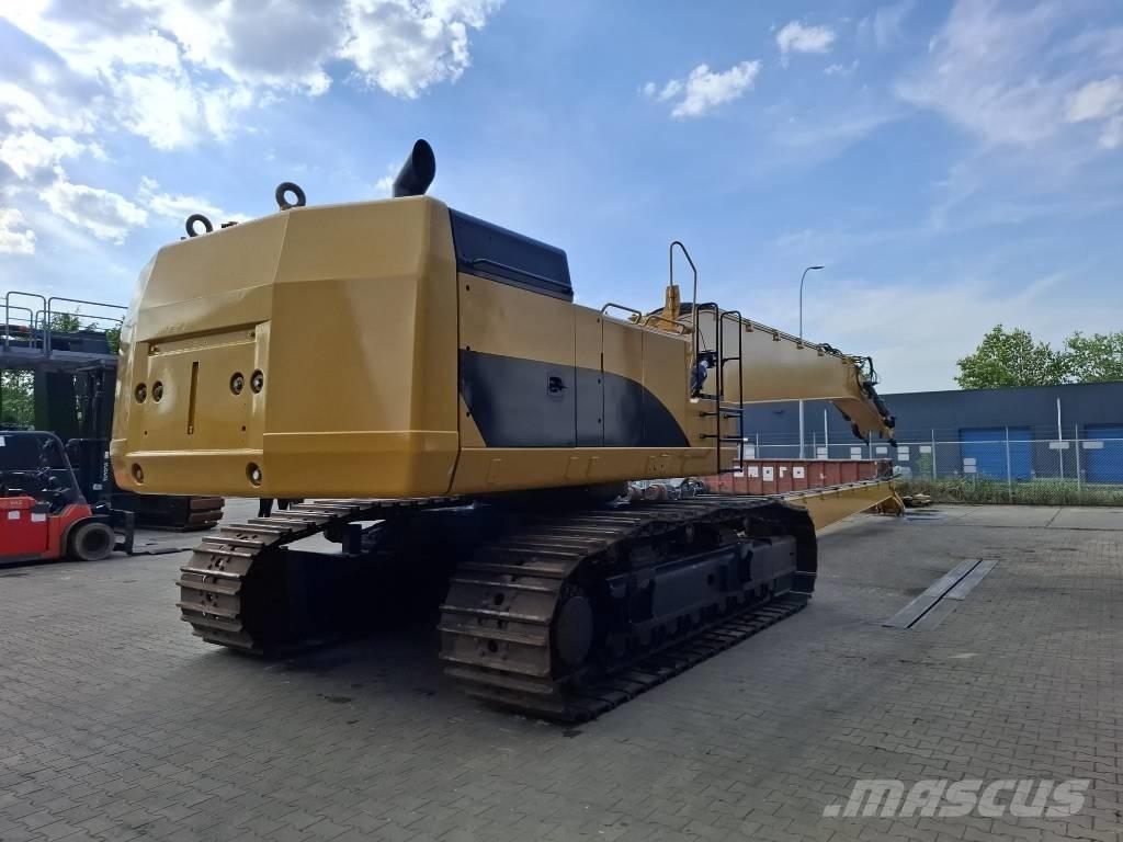 CAT 374 D L Movimentazione rifiuti
