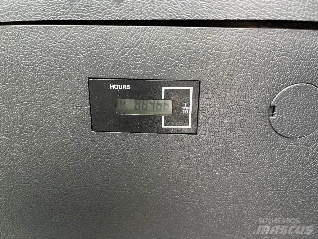 Hyundai HX140L Escavatori cingolati