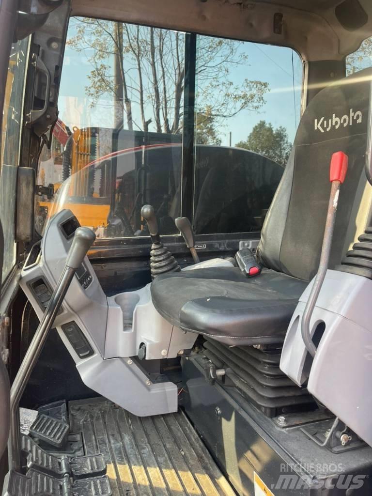 Kubota 165 Escavatori cingolati