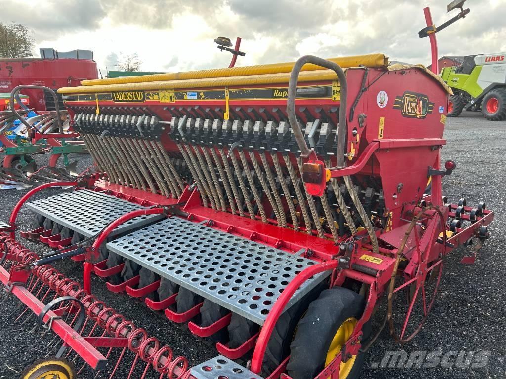 Väderstad Rapid400C Perforatrici