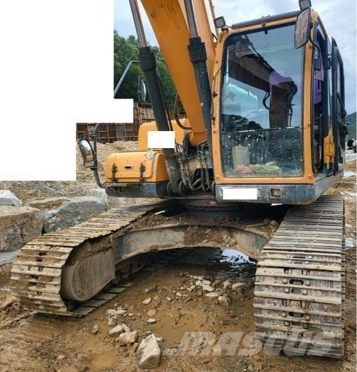 Hyundai Robex 220 LC Escavatori cingolati