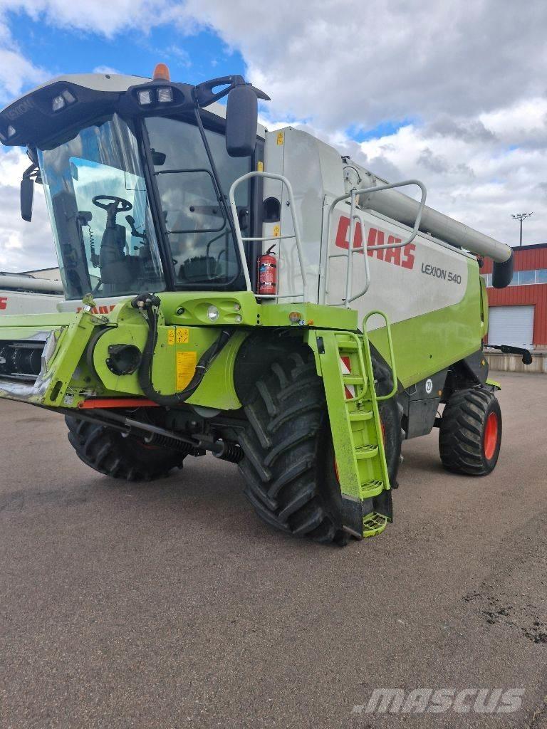 CLAAS Lexion 540 Mietitrebbiatrici
