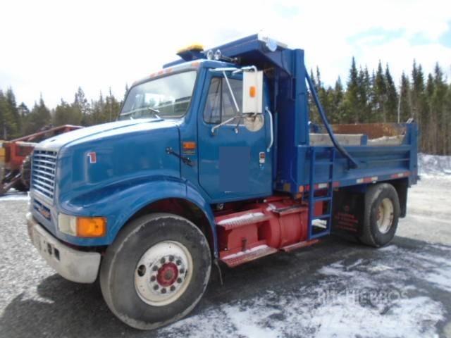 International 8100 Camion ribaltabili