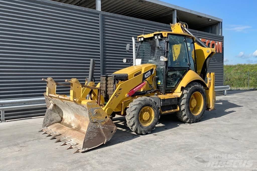 CAT 422 F TURBO Terne