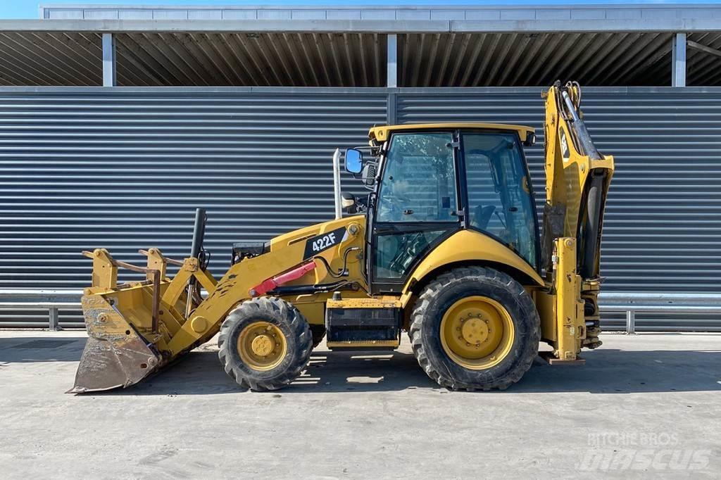 CAT 422 F TURBO Terne
