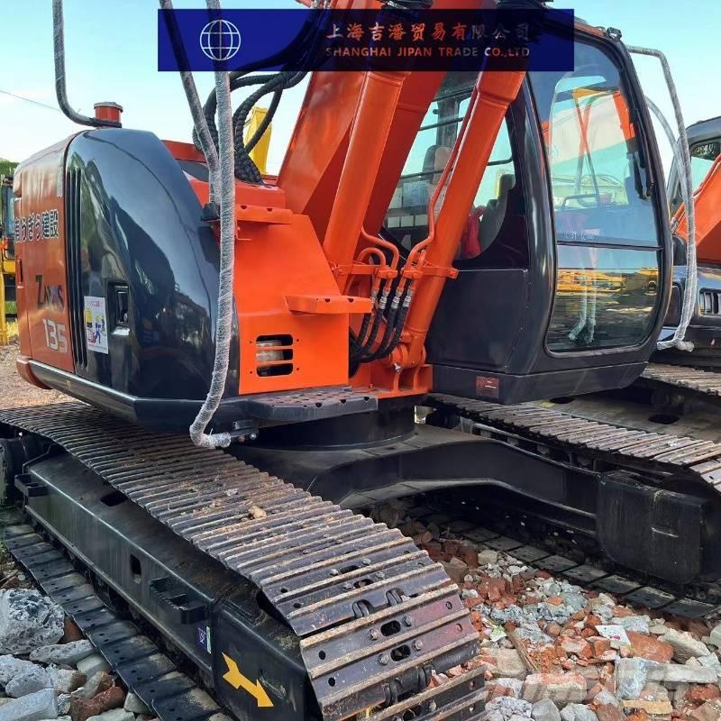 Hitachi ZX 135 Escavatori cingolati