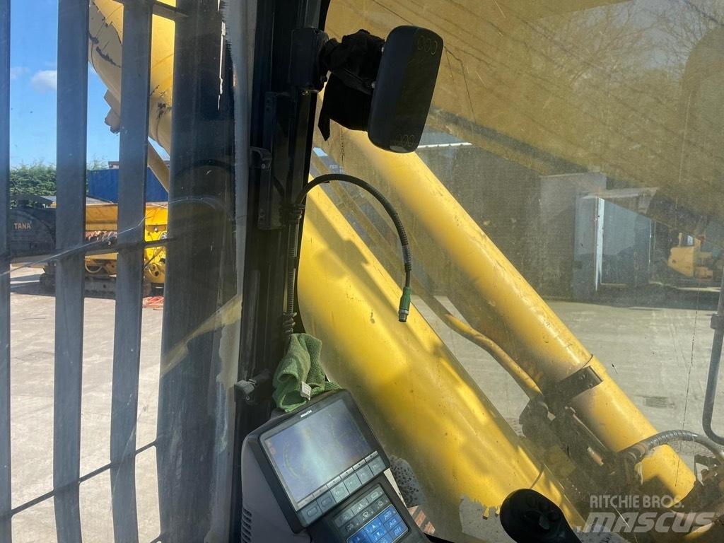 Komatsu PC490LC -10 Escavatori cingolati