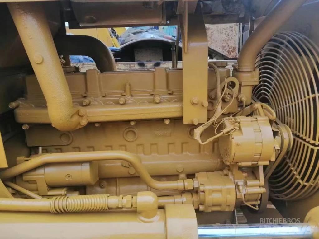 CAT D 4 C Dozer cingolati