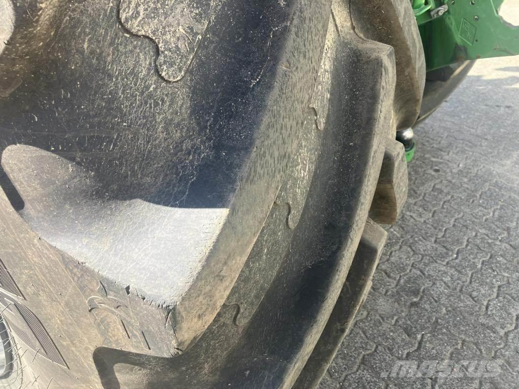 John Deere 6R250 Trattori