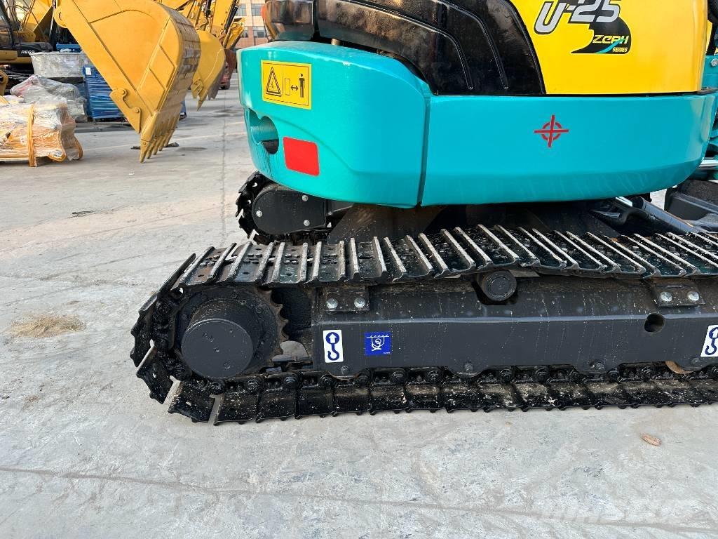 Kubota U 25 Miniescavatori