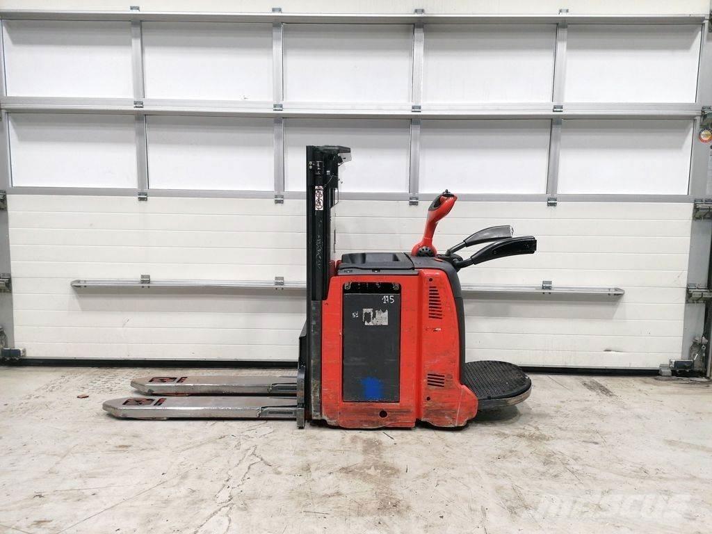Linde D12AP Transpallet uomo a terra