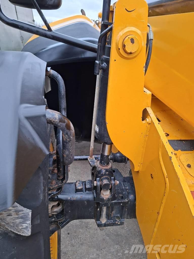 JCB 535-125 Sollevatori telescopici