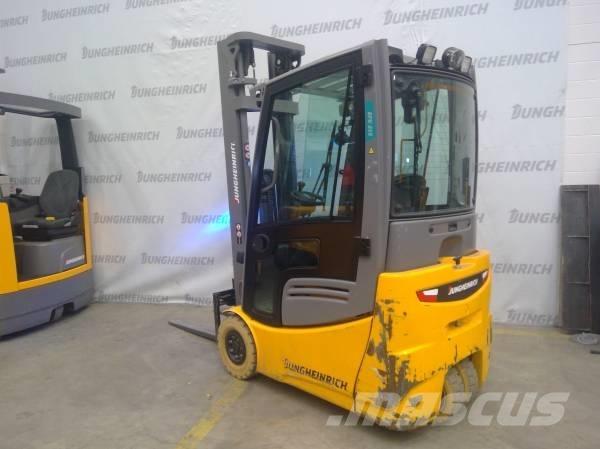 Jungheinrich EFG 215 Carrelli elevatori elettrici