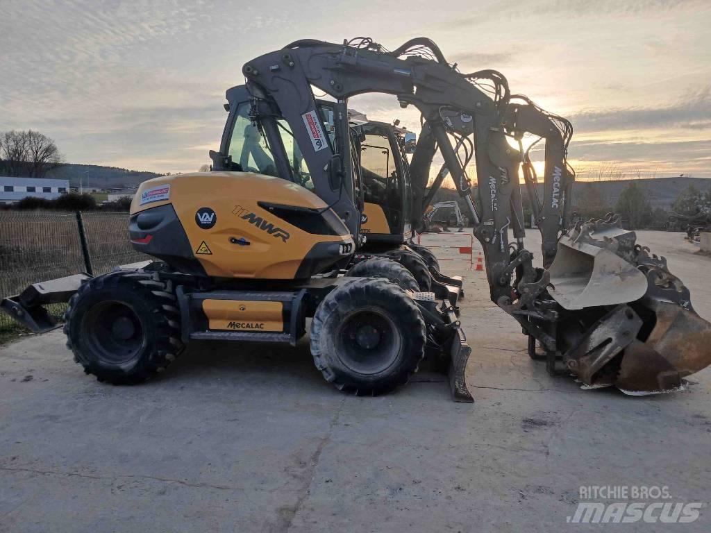 Mecalac 11MWR Escavatori gommati