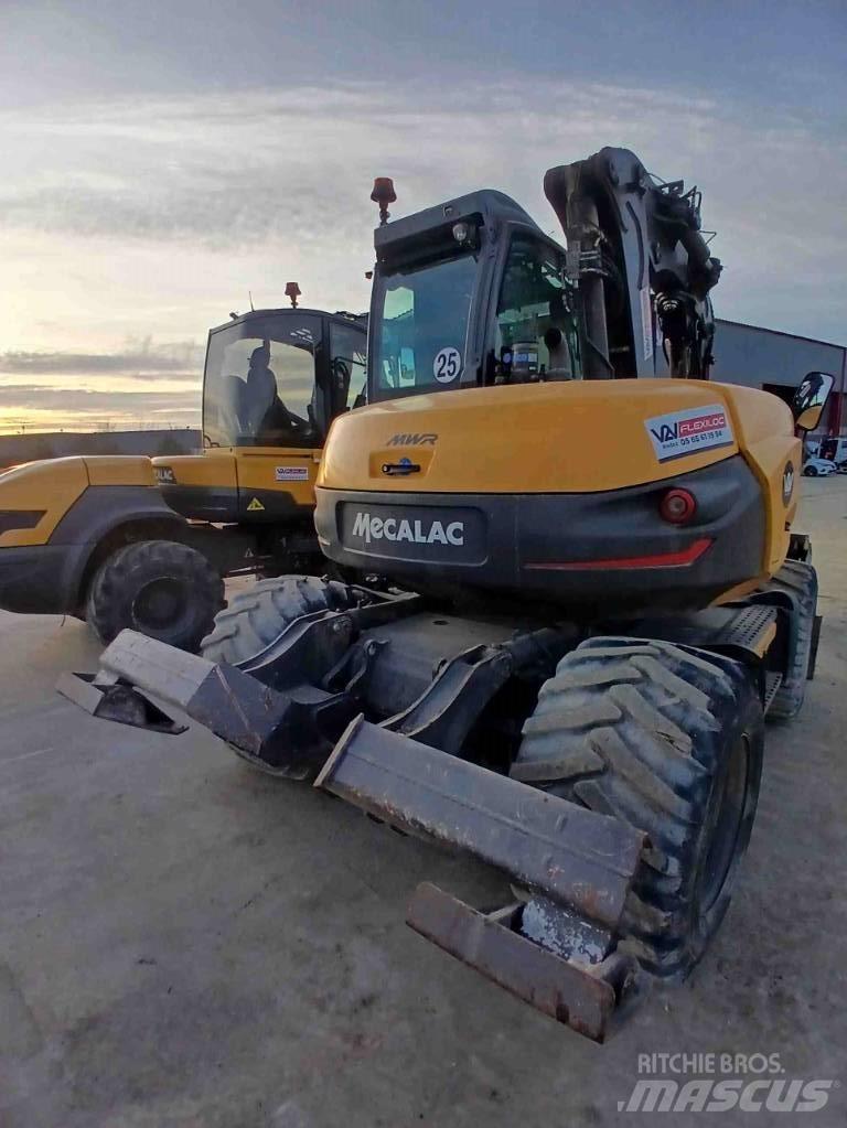 Mecalac 11MWR Escavatori gommati