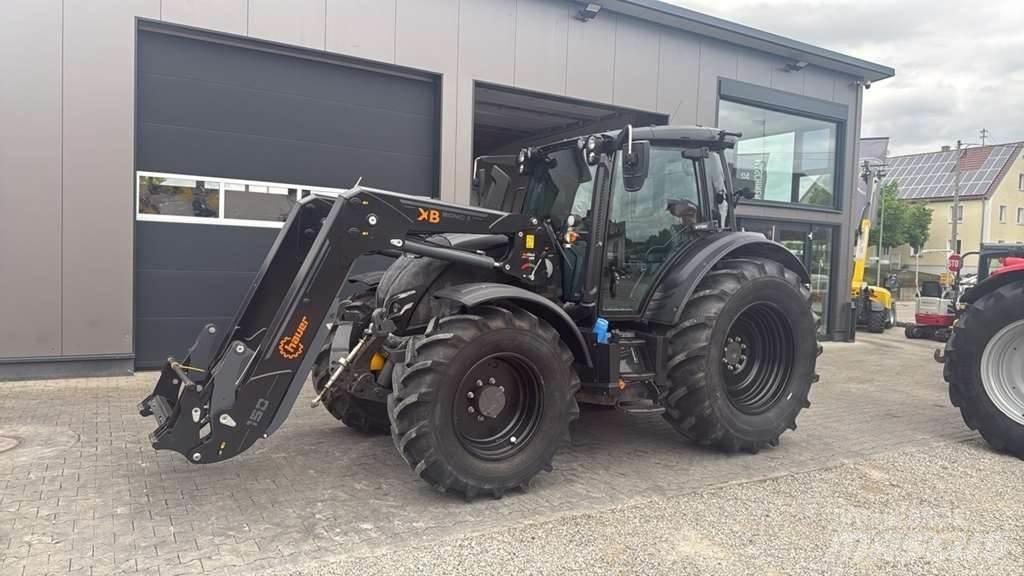 Valtra N175 Trattori