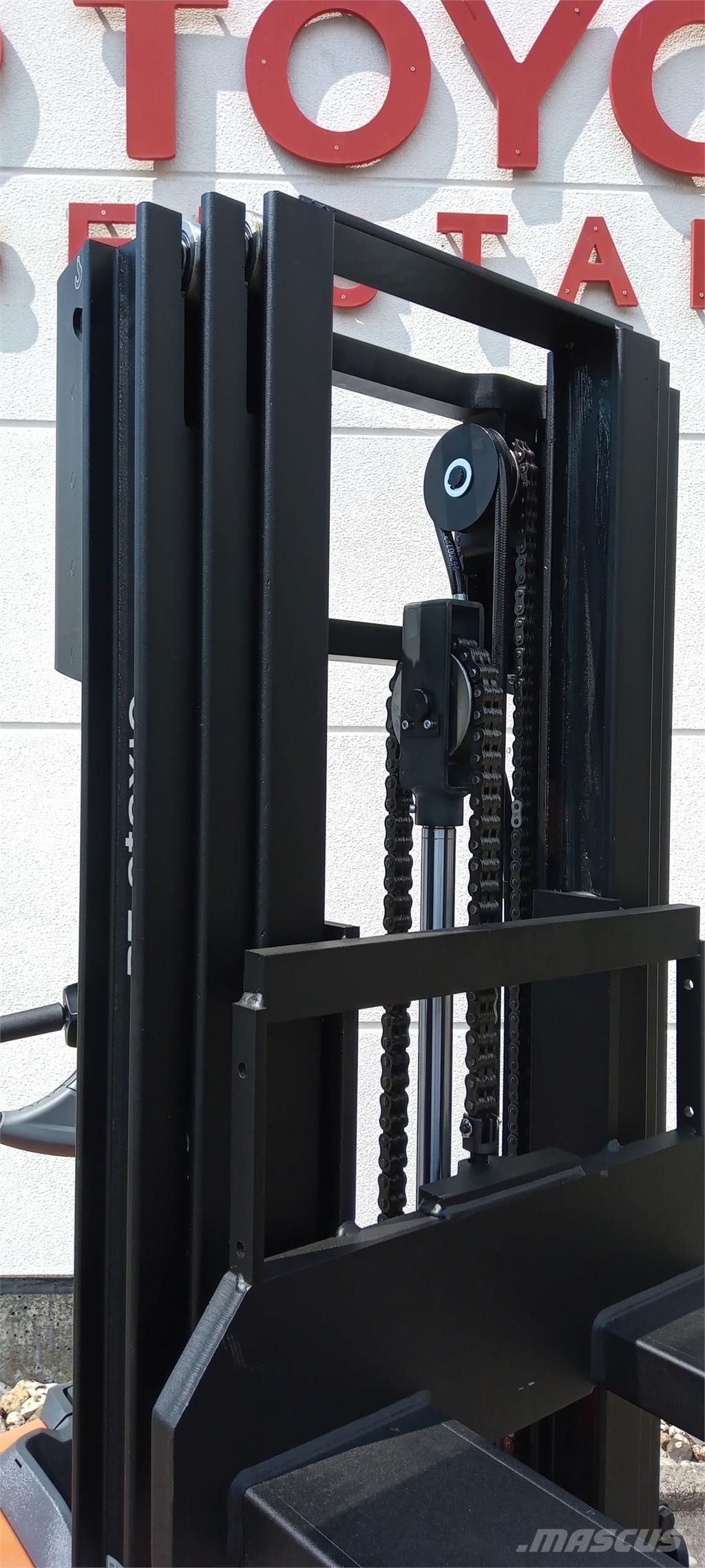 Toyota SWE120L Carelli stoccatori  automatici-usati