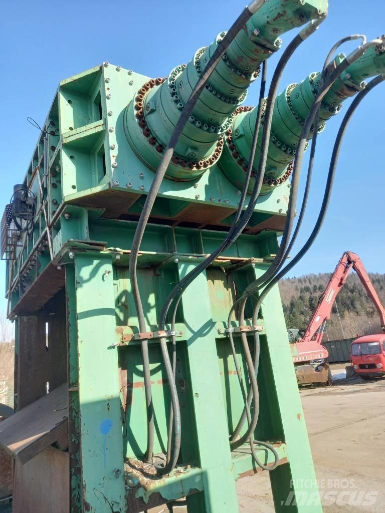 TPA GM2400 Trituratori di rifiuti