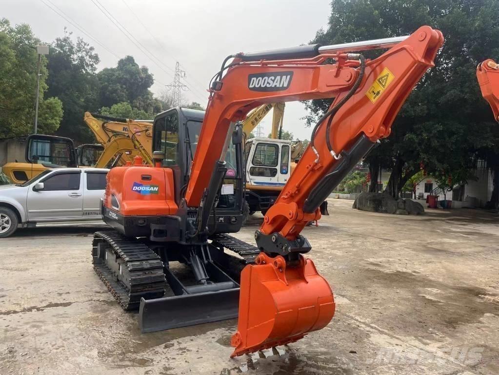 Doosan DX55-9C Miniescavatori