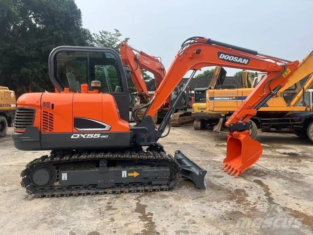 Doosan DX55-9C Miniescavatori