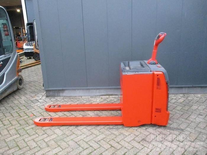 Linde T30 Transpallet manuale