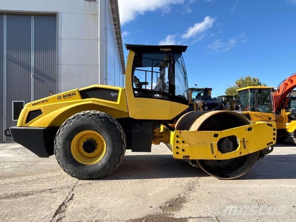 Bomag BW213D-5 Rulli monotamburo