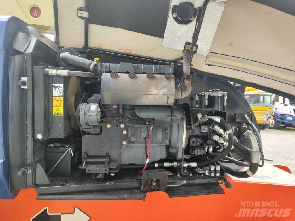 JLG 860 SJ Piattaforme a braccio telescopico