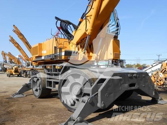 Liebherr A954B Movimentazione rifiuti
