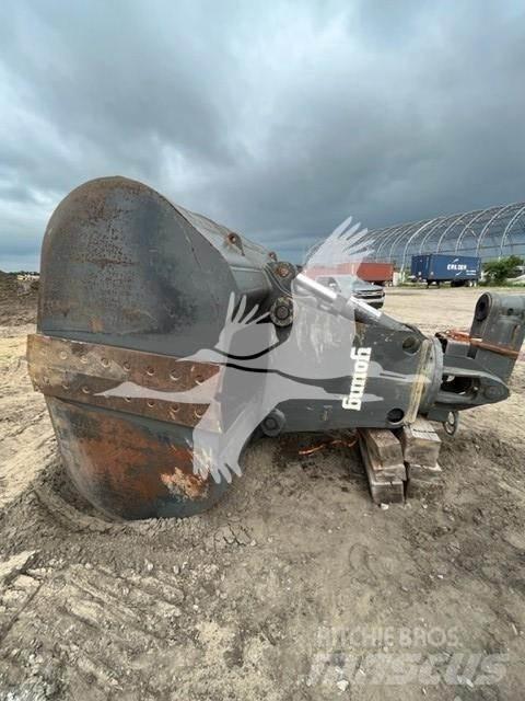 Liebherr R984 Movimentazione rifiuti