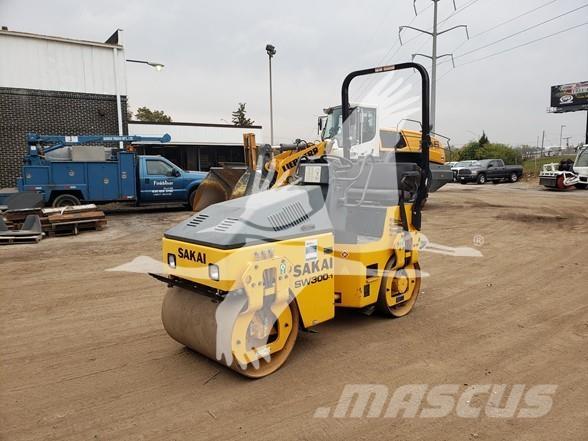Sakai SW300-1 Rulli monotamburo