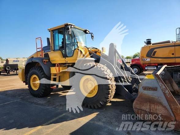 Volvo L120H Pale gommate