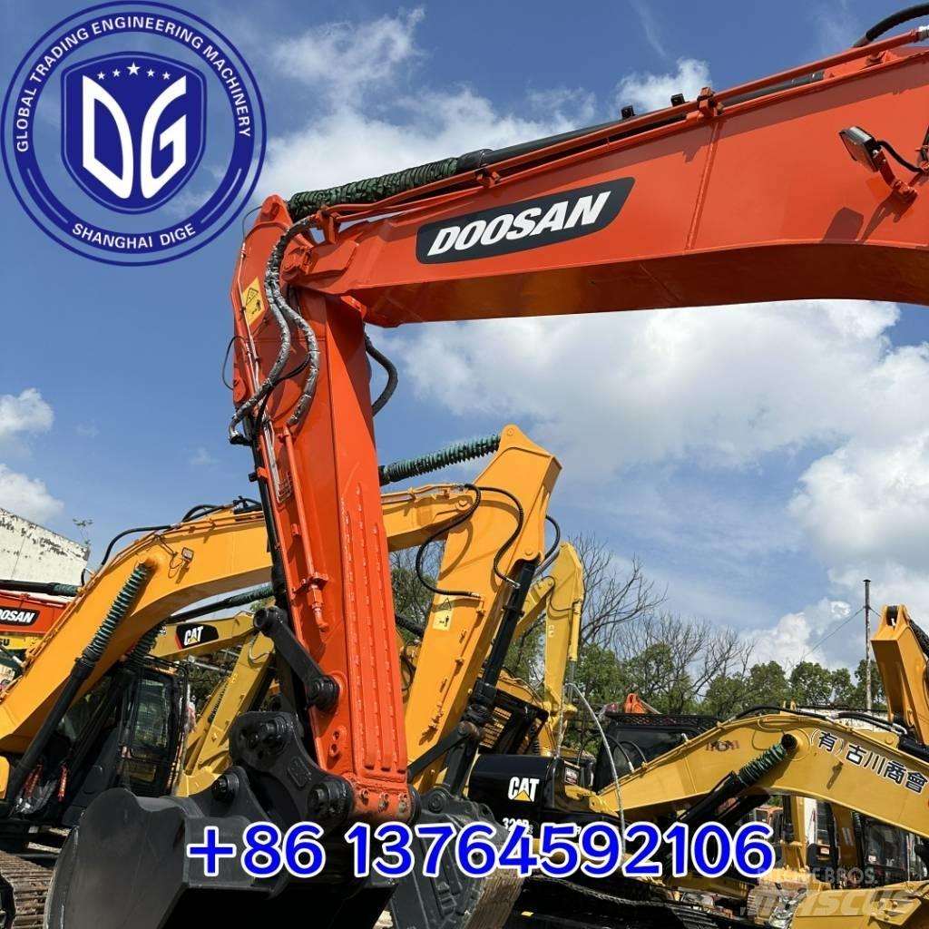 Doosan DX300LC-9C Escavatori cingolati