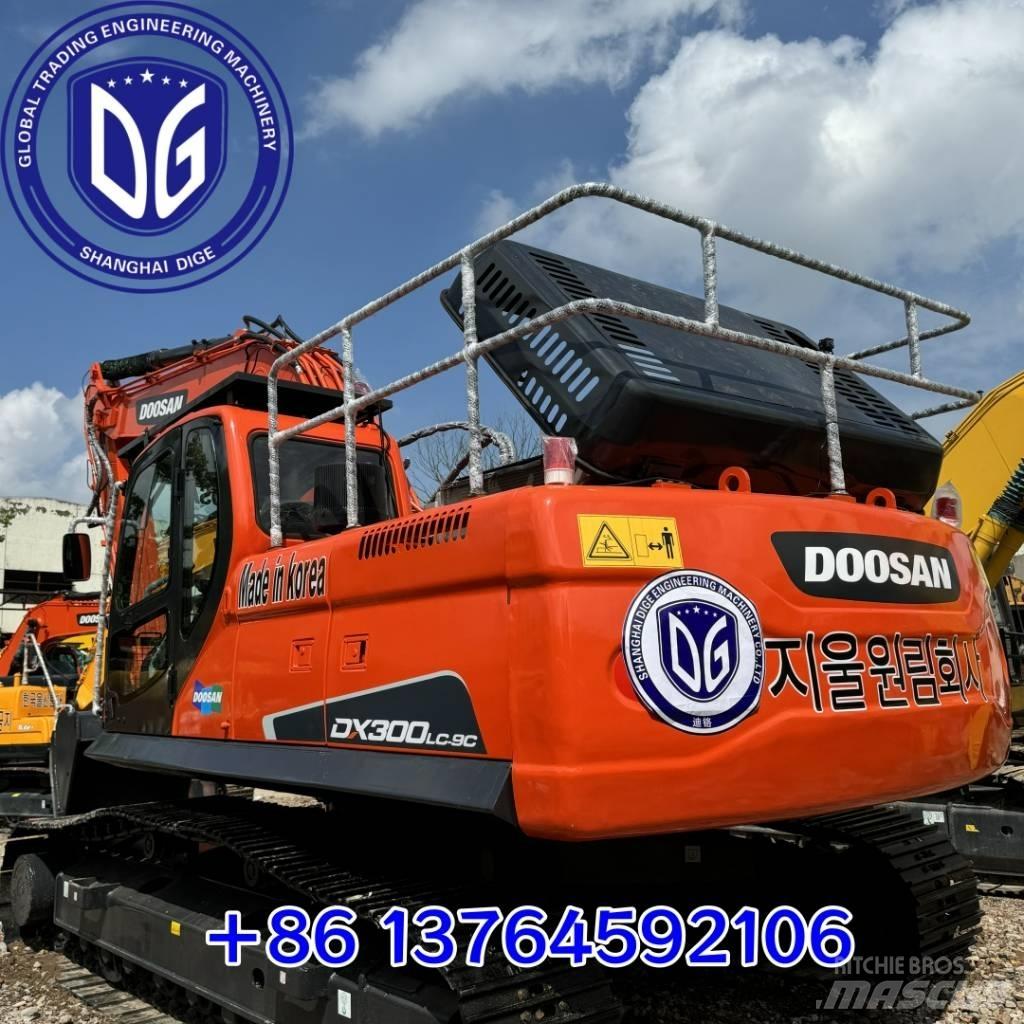 Doosan DX300LC-9C Escavatori cingolati