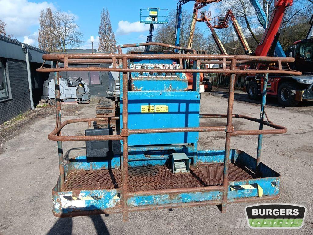 Aichi SR18A Piattaforme a braccio telescopico