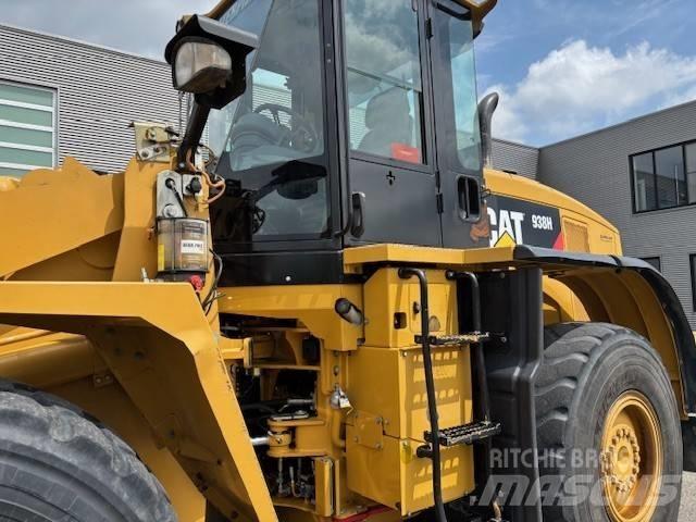 CAT 938 H Pale gommate