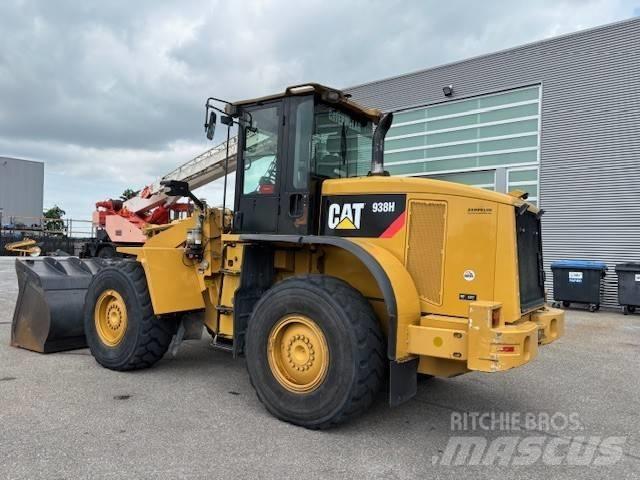 CAT 938 H Pale gommate