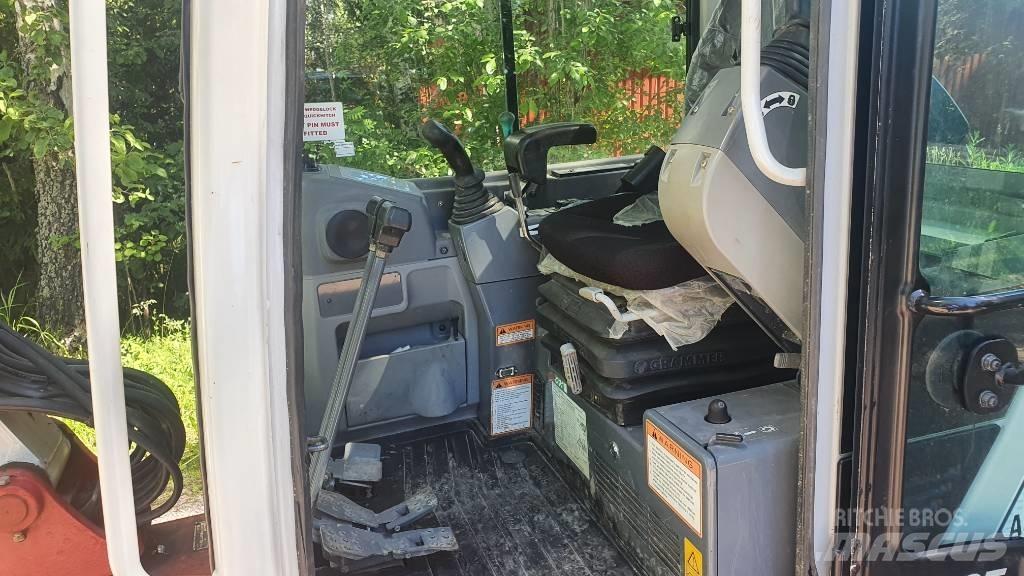 Takeuchi TB235 Miniescavatori