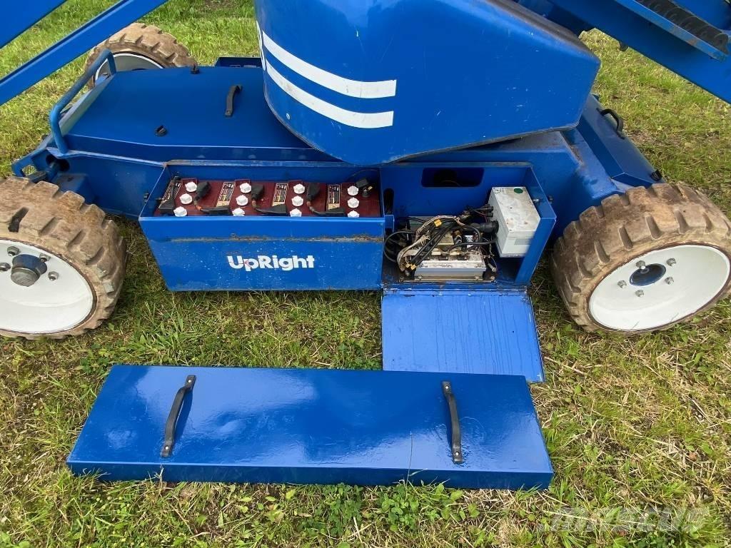 UpRight AB38N Piattaforme a braccio articolato